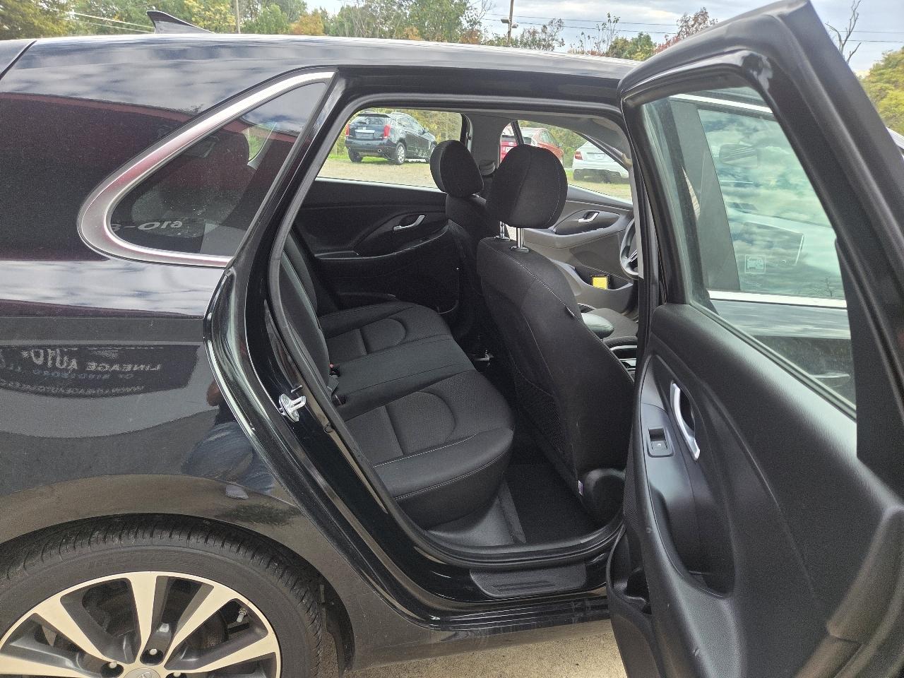 Hyundai Elantra GT 2.0L 6A 2018
