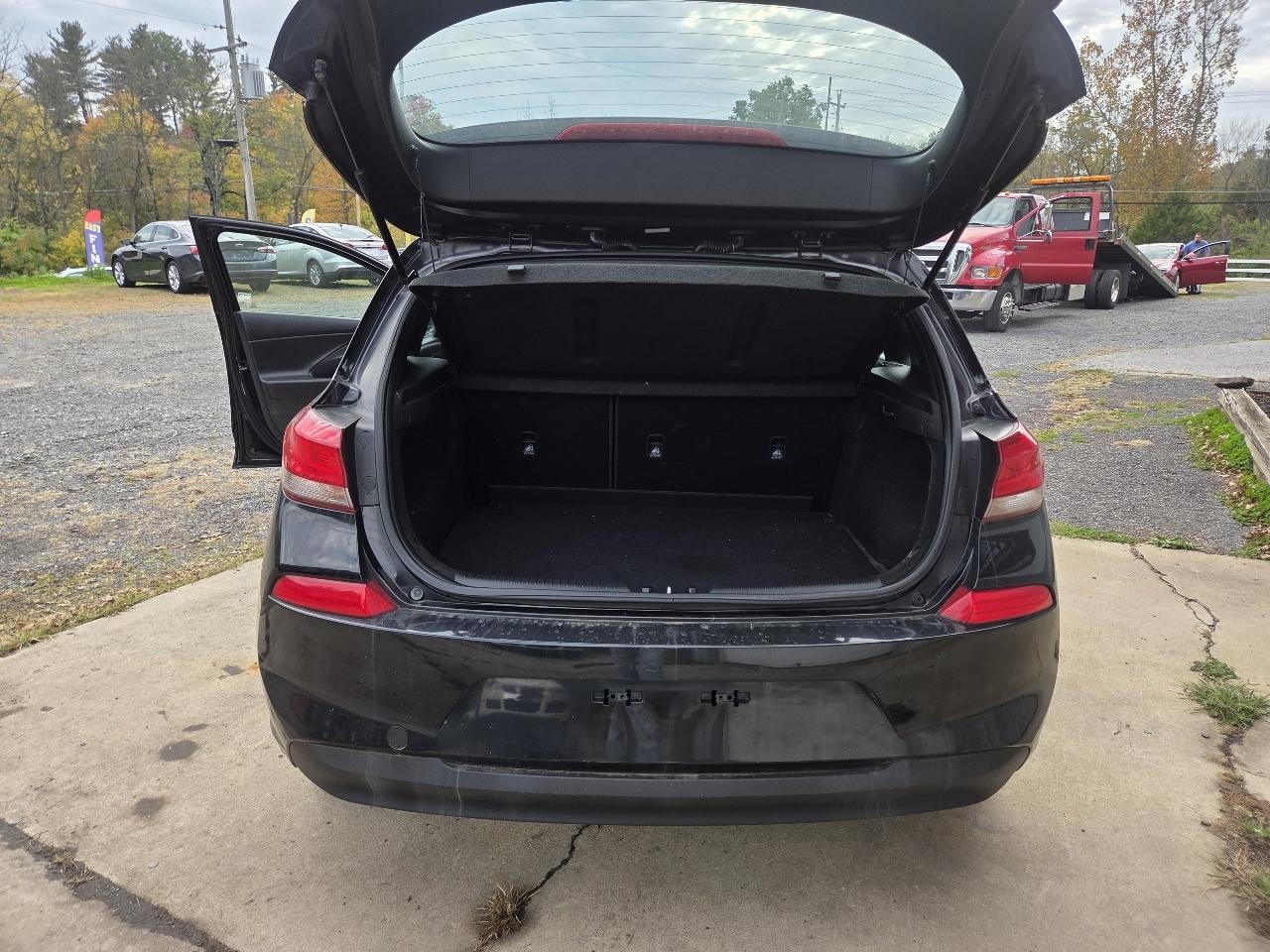 Hyundai Elantra GT 2.0L 6A 2018