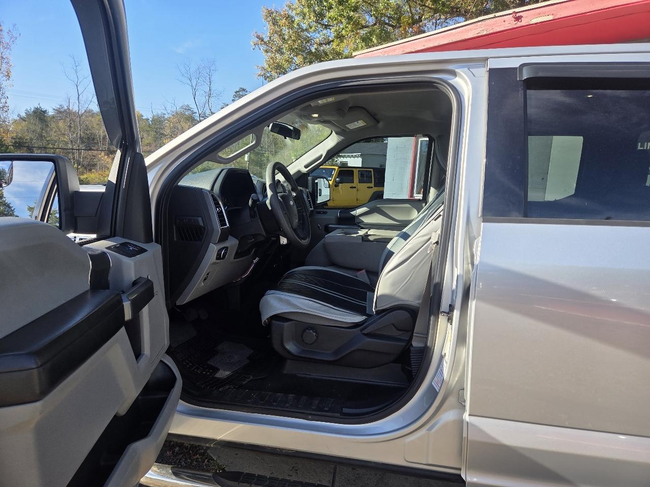 Ford F-150 XLT SuperCrew 5.5-ft. Bed 4WD 2016