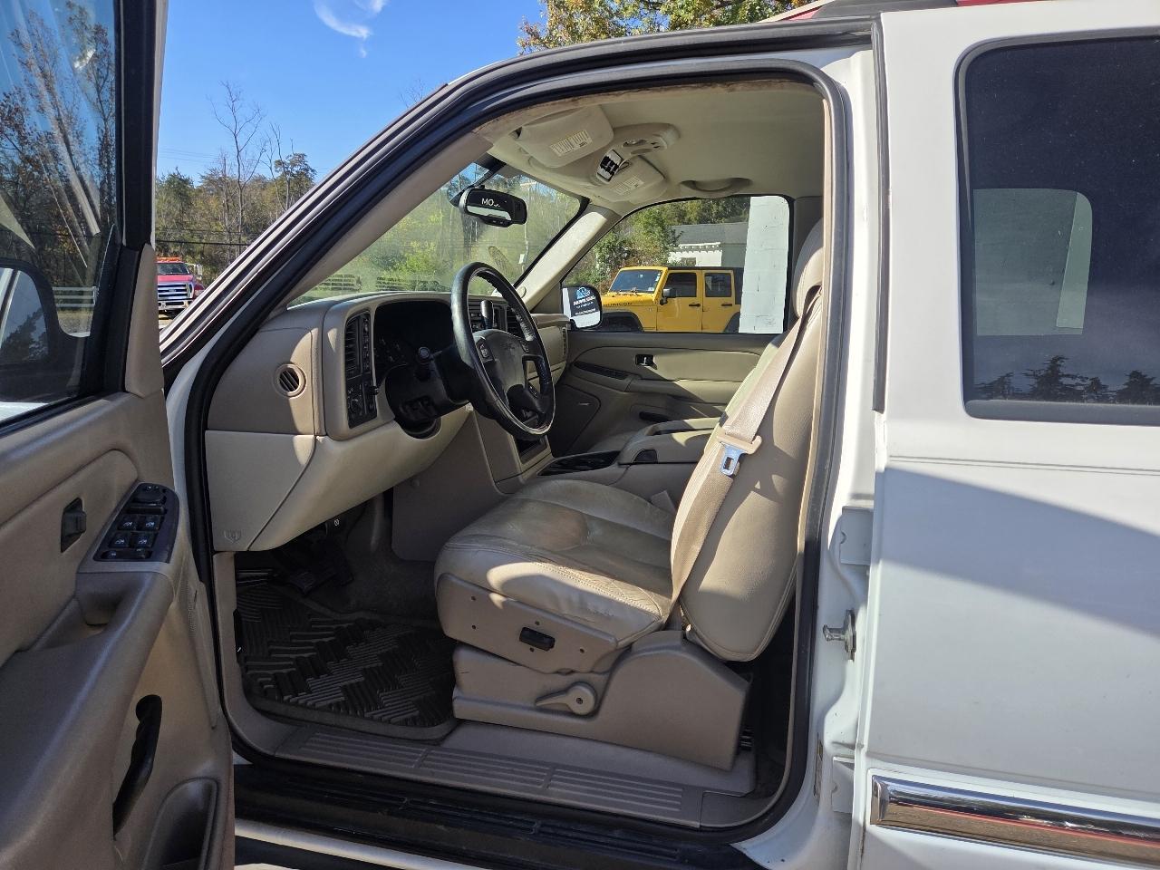 GMC Yukon XL 1500 4WD 2004