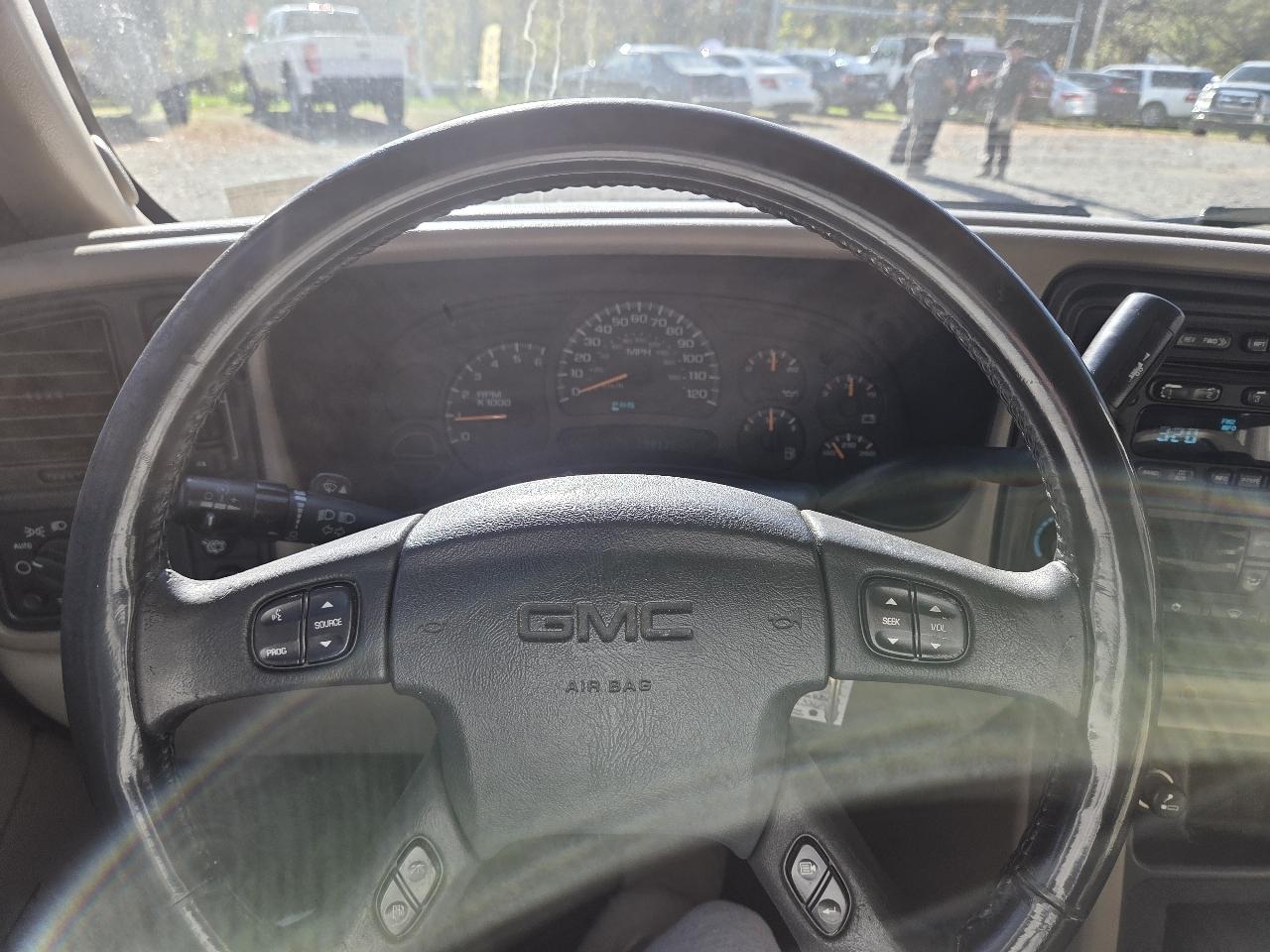 GMC Yukon XL 1500 4WD 2004