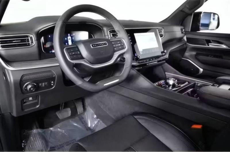 Jeep Wagoneer Series II 4WD 2024