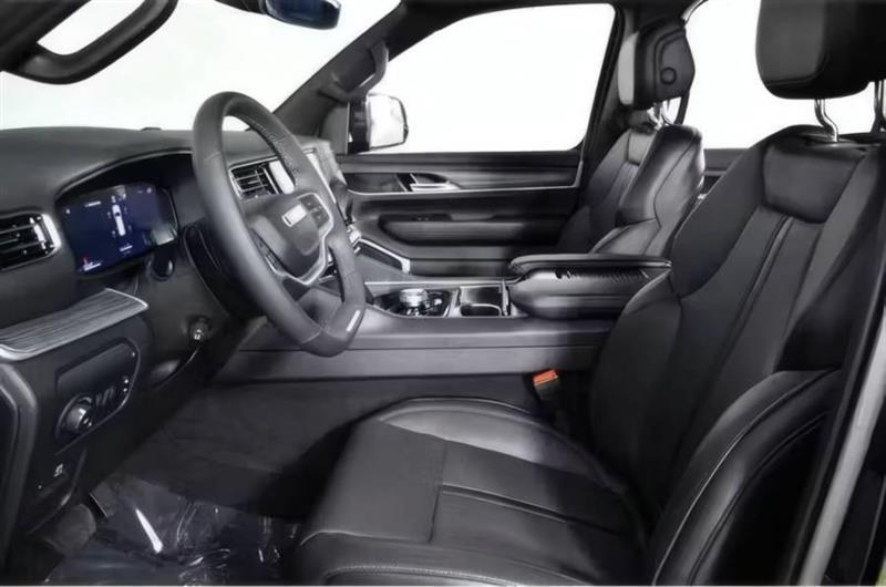 Jeep Wagoneer Series II 4WD 2024