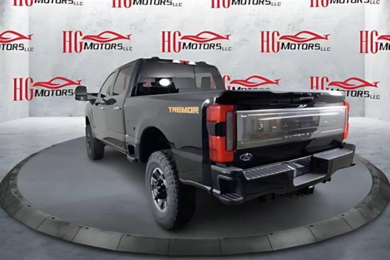 Ford F-350 SD King Ranch Crew Cab Long Bed 4WD 2024