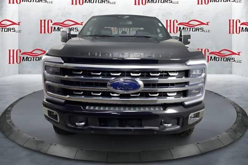 Ford F-350 SD King Ranch Crew Cab Long Bed 4WD 2024