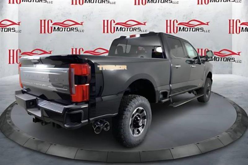 Ford F-350 SD King Ranch Crew Cab Long Bed 4WD 2024