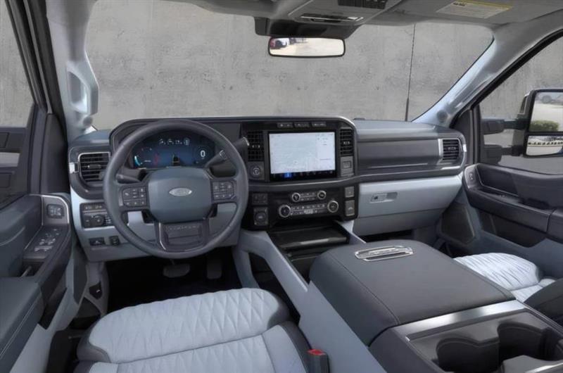 Ford F-250 SD XL Crew Cab 4WD 2024