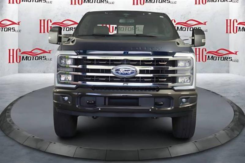 Ford F-250 SD XL Crew Cab 4WD 2024