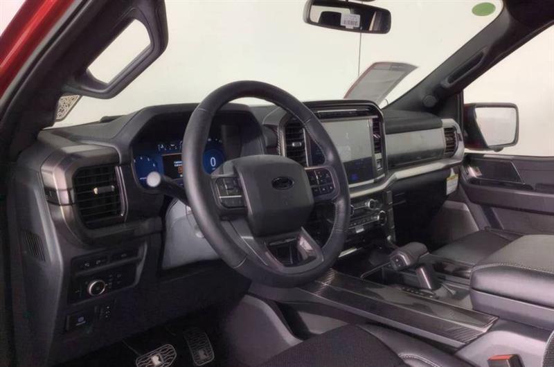 Ford F-150 Lariat SuperCrew 4WD 2024