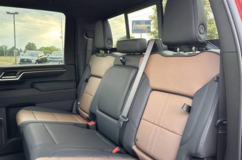 Chevrolet Silverado 2500HD High Country Crew Cab Short Box 4WD 2024