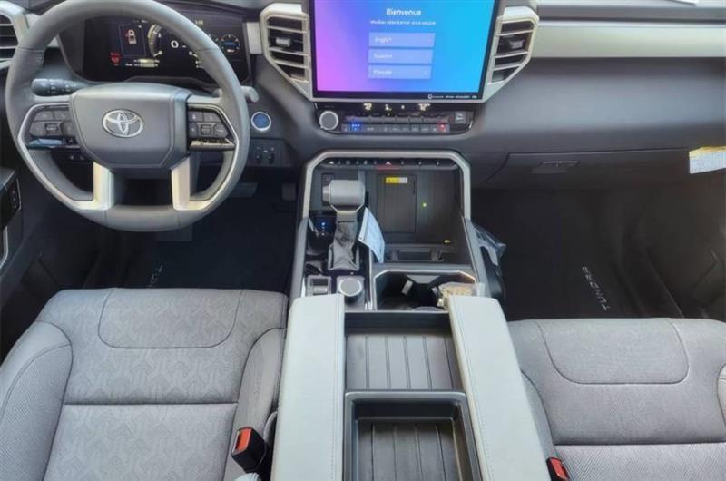 Toyota Tundra Limited CrewMax 4WD Hybrid 2024