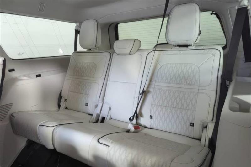 Lincoln Navigator L Black Label 2024