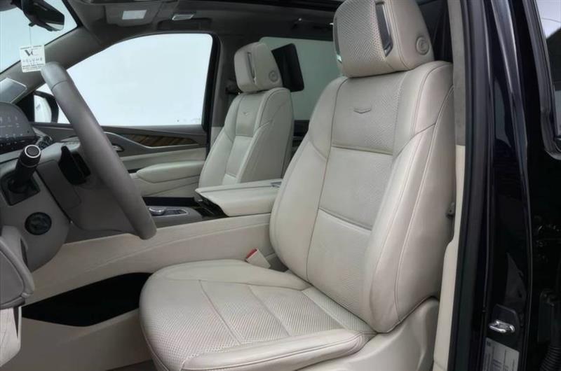 Cadillac Escalade Premium Luxury Platinum AWD 2022