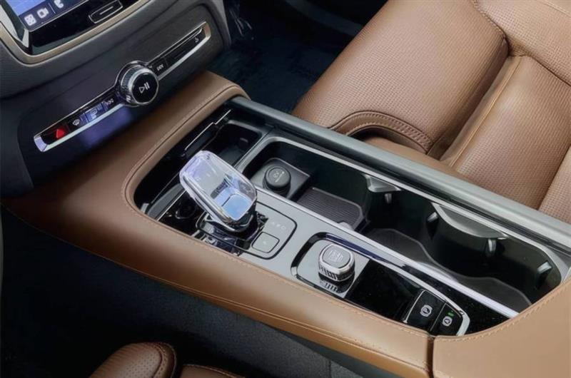 Volvo XC90 Recharge T8 Ultimate Bright 2024