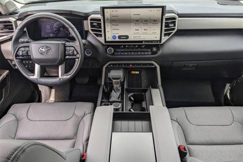 Toyota Sequoia TRD Pro 4WD 2024