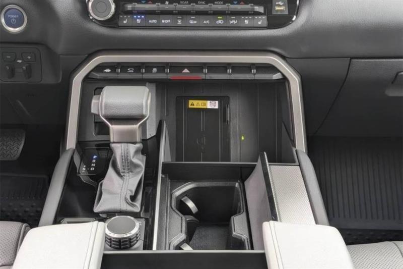 Toyota Sequoia TRD Pro 4WD 2024