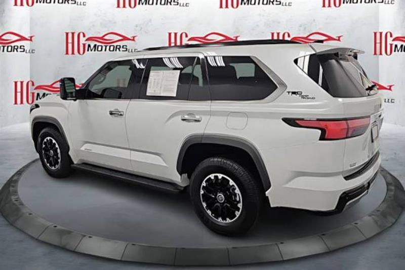 Toyota Sequoia TRD Pro 4WD 2023