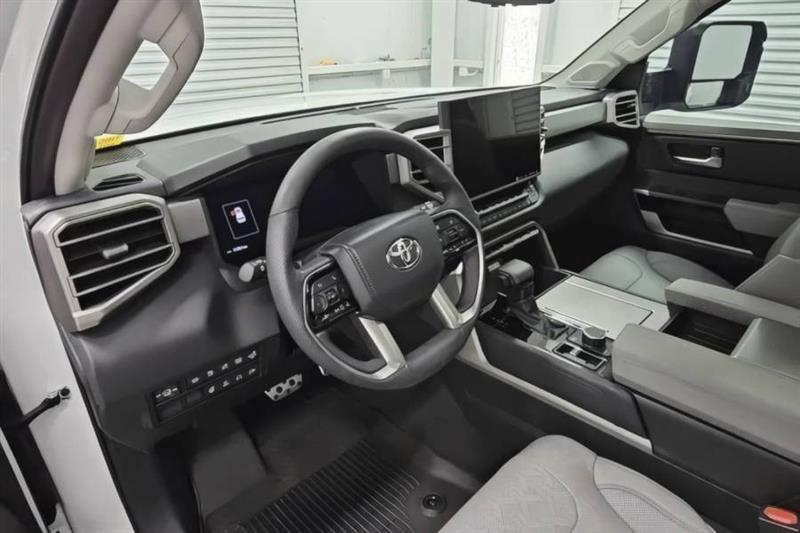 Toyota Sequoia TRD Pro 4WD 2023