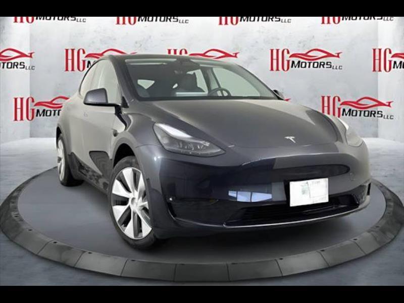 Tesla Model Y Long Range AWD 2024