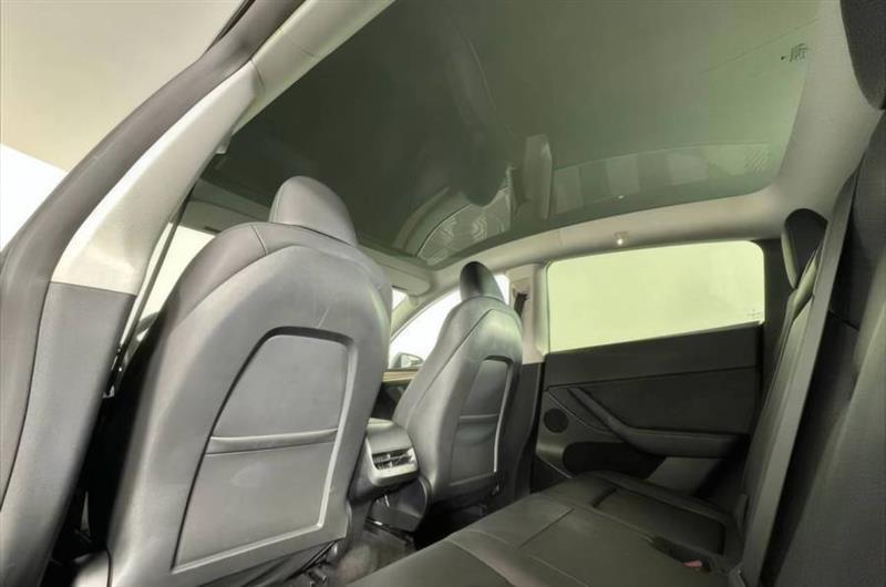 Tesla Model Y Long Range AWD 2024