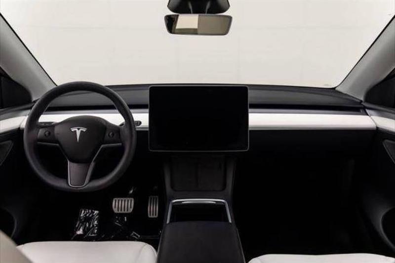 Tesla Model Y Performance 2023