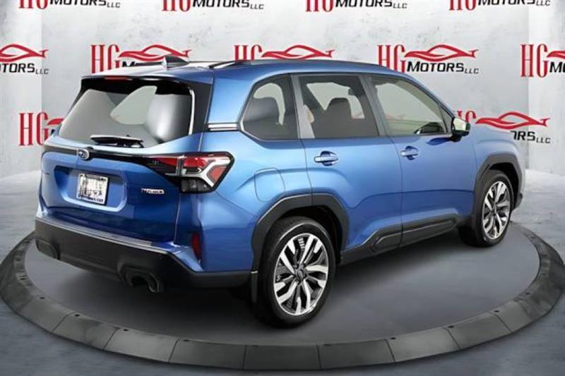 Subaru Forester Touring 2025