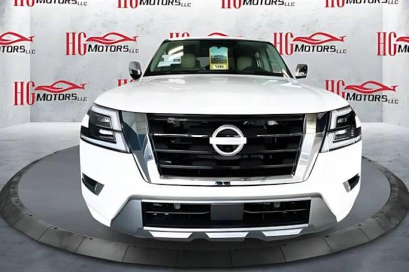 Nissan Armada Platinum AWD 2024