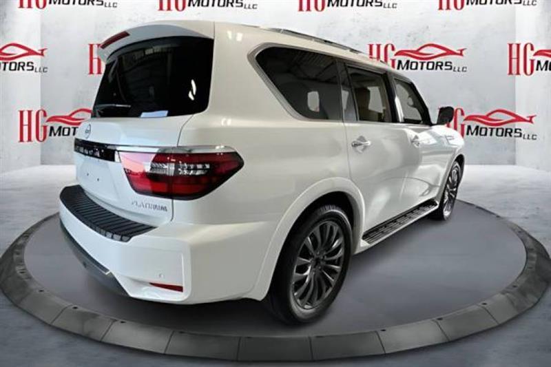Nissan Armada Platinum AWD 2024