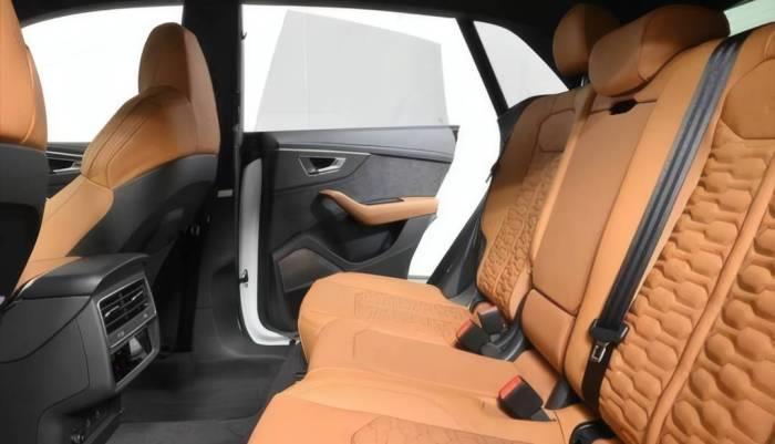 Audi RS Q8 4.0 quattro 2024