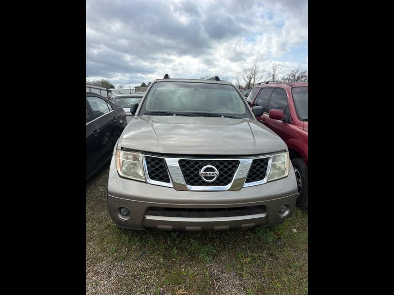 Nissan Pathfinder LE 2WD 2006