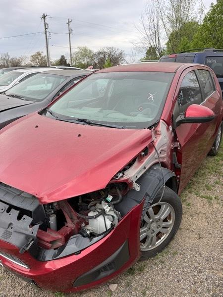 Chevrolet Sonic 2LT 5-Door 2012