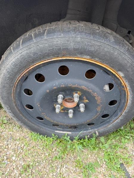 Ford Taurus SEL FWD 2011