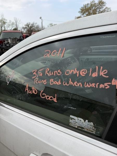 Ford Taurus SEL FWD 2011