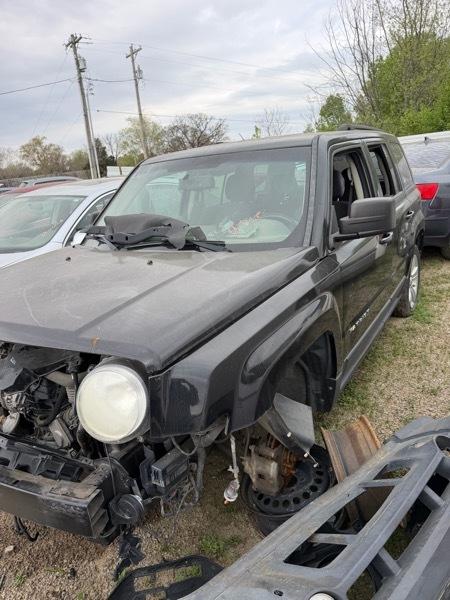 Jeep Patriot Latitude 2WD 2013