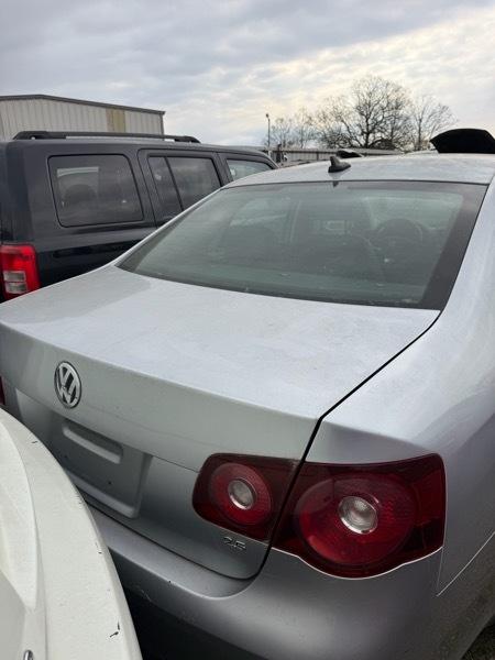 Volkswagen Jetta SE 2008