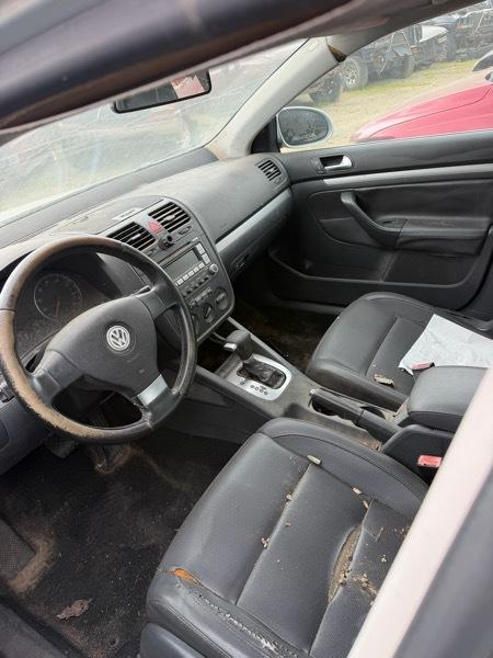 Volkswagen Jetta SE 2008