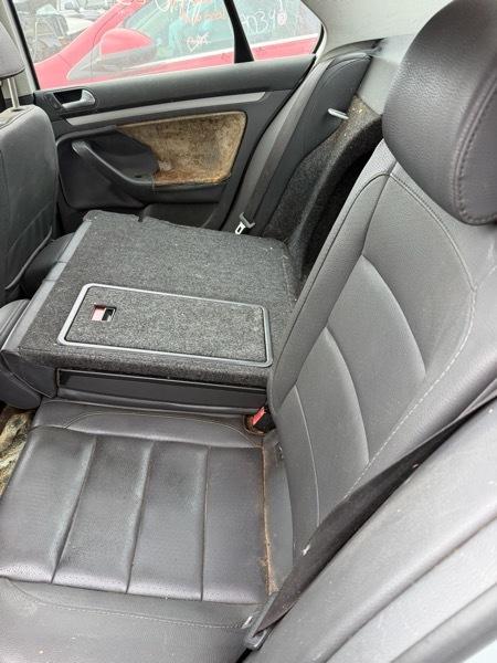 Volkswagen Jetta SE 2008