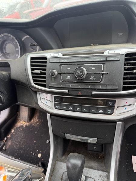 Honda Accord LX Sedan CVT 2013