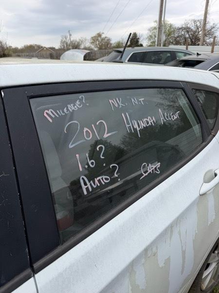 Hyundai Accent SE 5-Door 2012