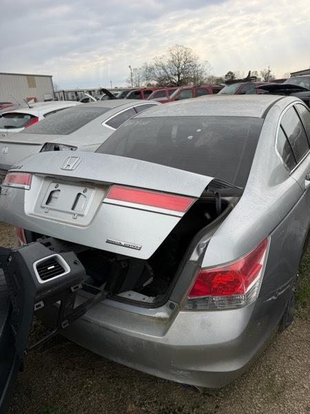 Honda Accord SE Sedan AT 2011