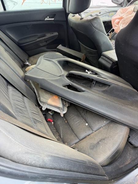 Honda Accord SE Sedan AT 2011