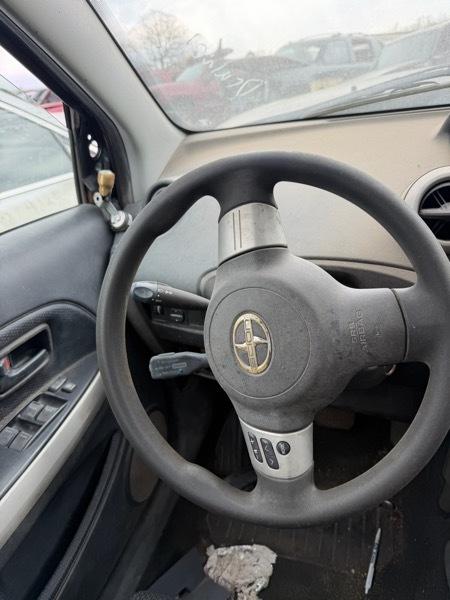 Scion xA Hatchback 2006