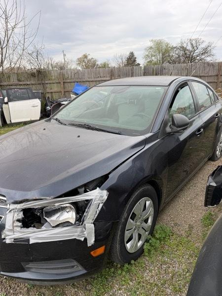 Chevrolet Cruze LS Manual 2014