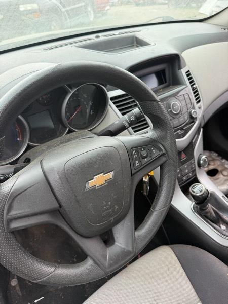 Chevrolet Cruze LS Manual 2014