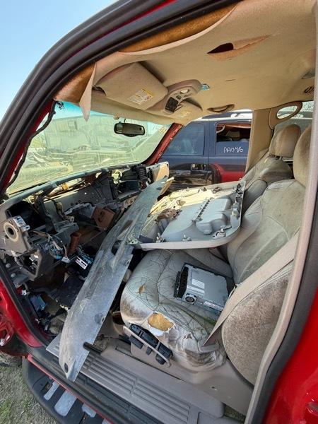 Chevrolet Tahoe 2WD 2001