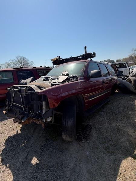 Chevrolet Tahoe 2WD 2004