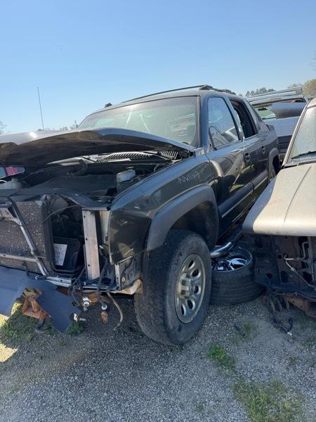 Chevrolet Avalanche 1500 2WD 2004