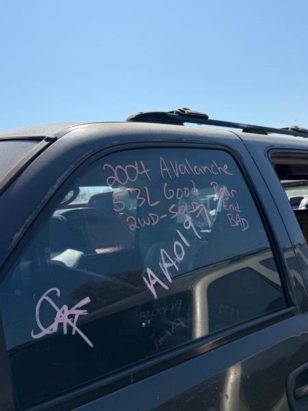 Chevrolet Avalanche 1500 2WD 2004