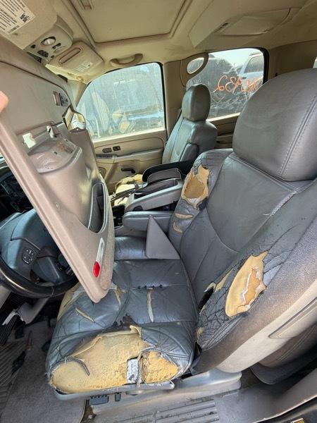 Chevrolet Tahoe 2WD 2005