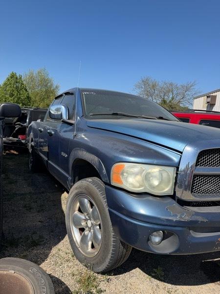 Dodge Ram 1500 ST Quad Cab Short Bed 4WD 2003